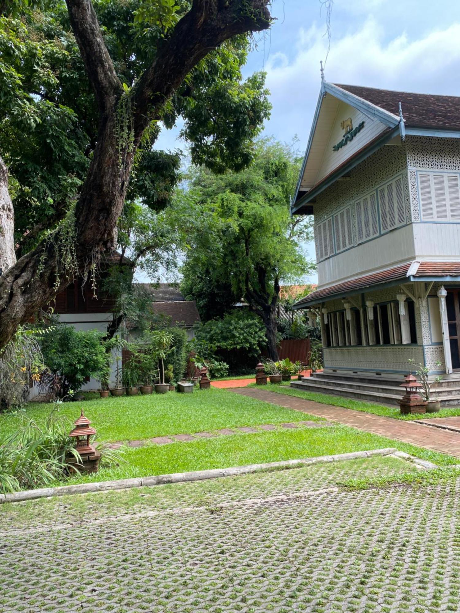 Baan Orapin Bed & Breakfast Chiang Mai Exterior photo
